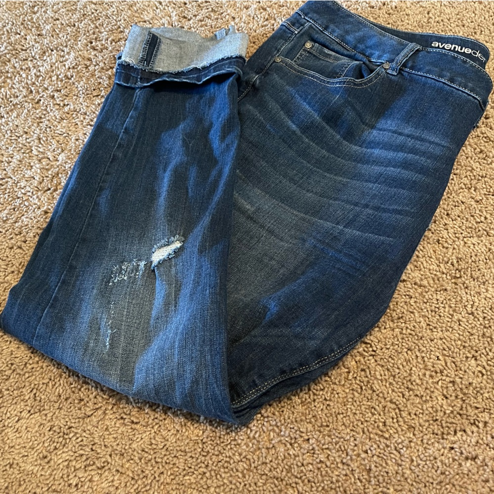 Women's 22 plus size Avenue Ankle Jeans